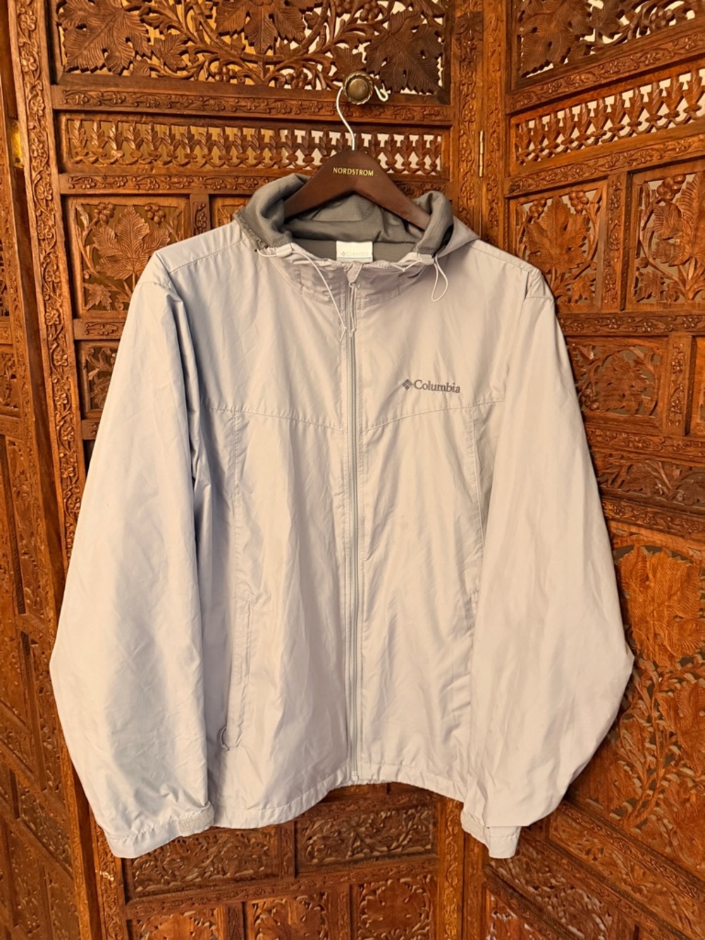 Columbia Women’s Light Gray Hooded Full Zip Windbreaker Rain Jacket Lightweight
